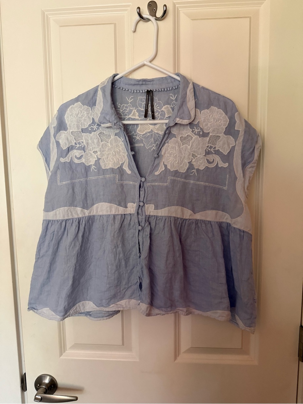 Linen Appliqué Buttondown Tank